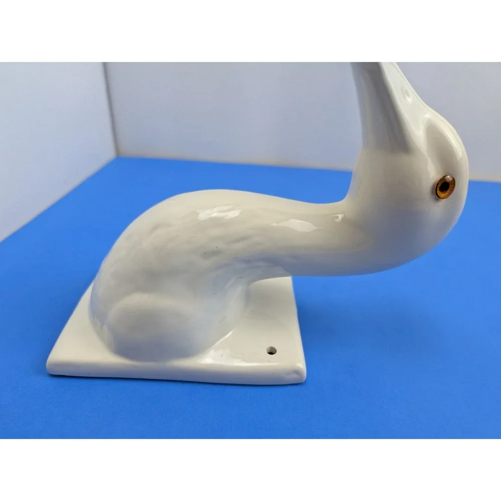 Vintage White Ceramic Glass Eye Duck Wall Mount Figure Apron Towel Holder Farm